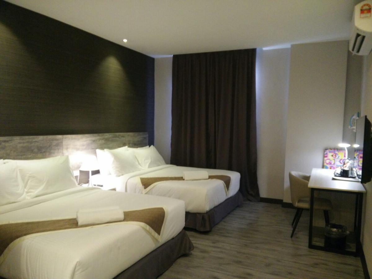 The Leverage Business Hotel Johor Bahru Exterior photo